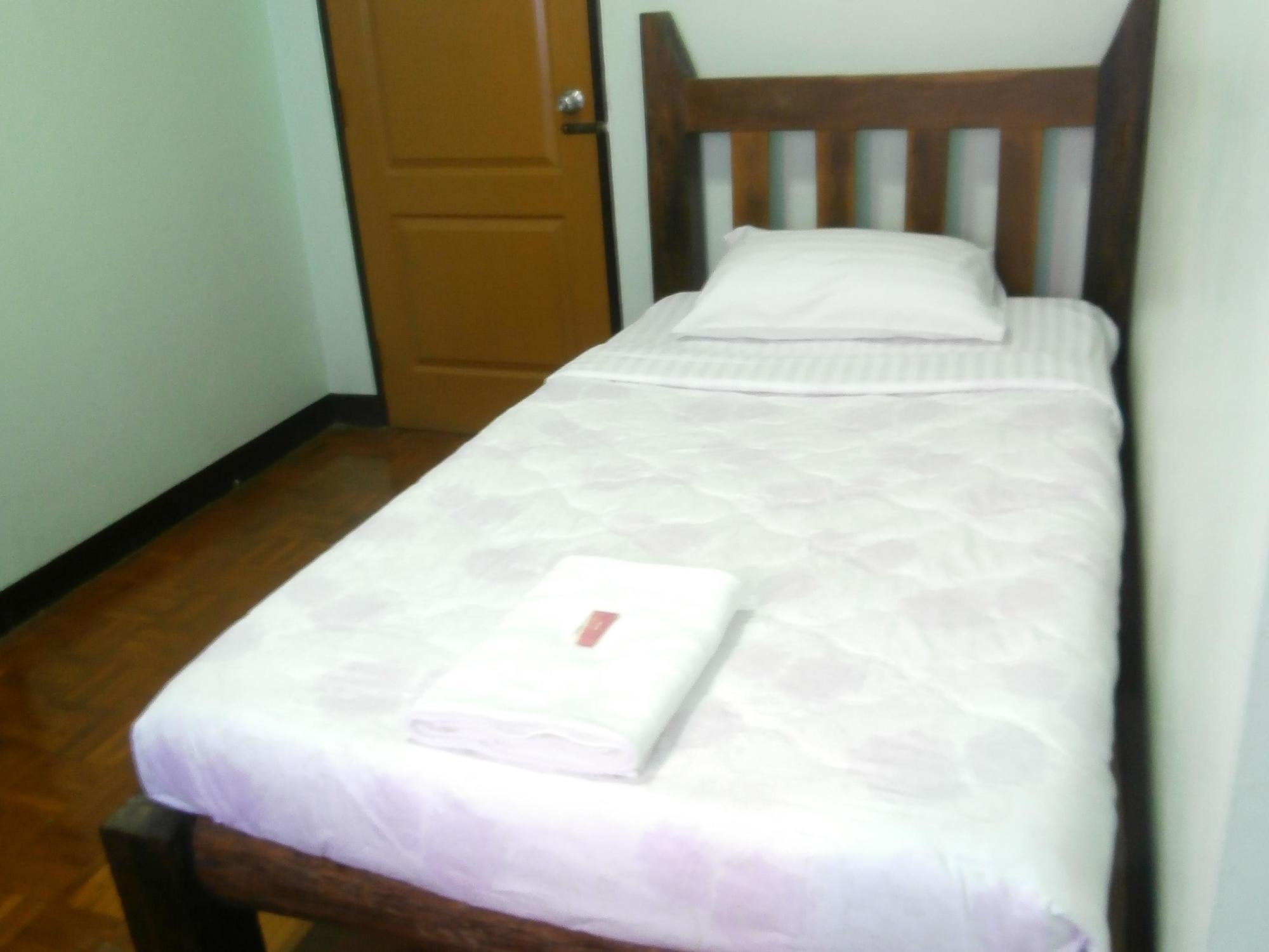 Nonni Guesthouse Chiang Mai Esterno foto