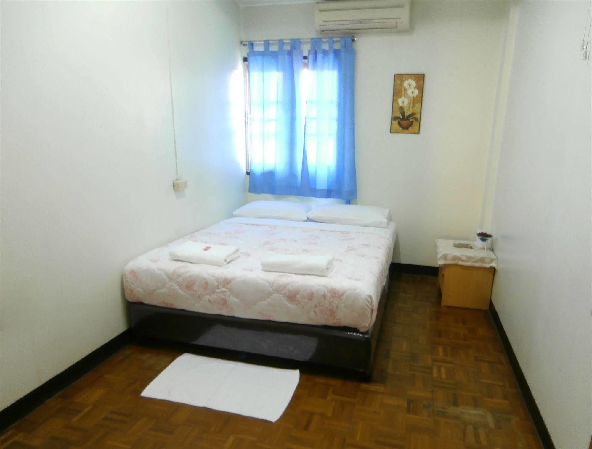 Nonni Guesthouse Chiang Mai Esterno foto